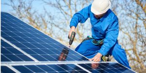 Installation Maintenance Panneaux Solaires Photovoltaïques à Saint-Chely-d'Apcher